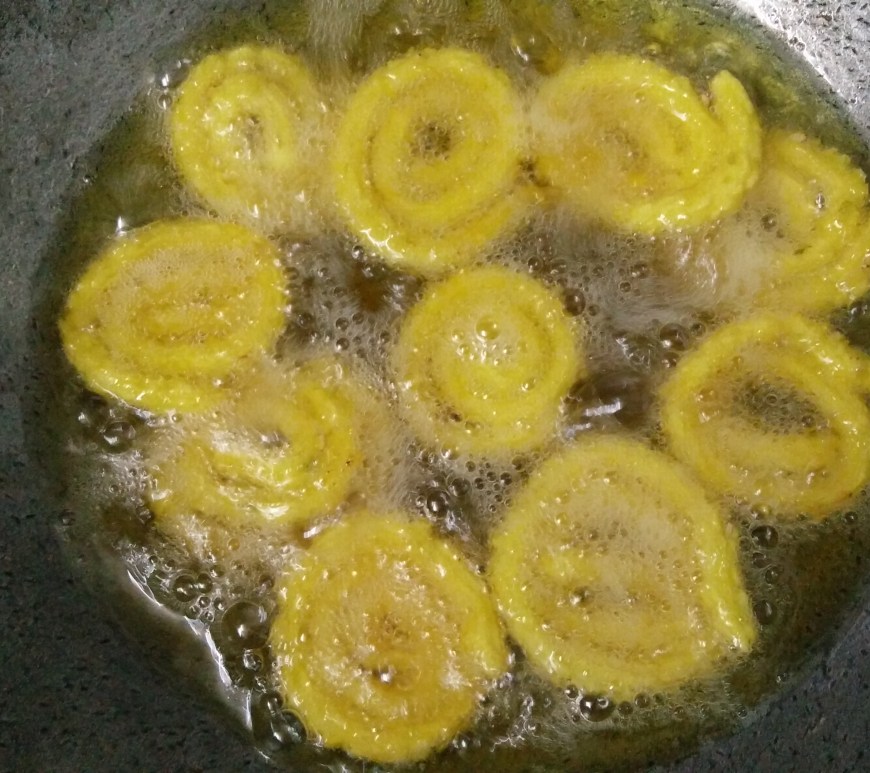 Frying Chakari